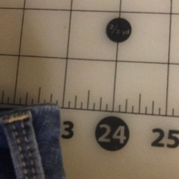 NYDJ Carya Plus Women Denim Shorts Size 26 New Y - Picture 7 of 9